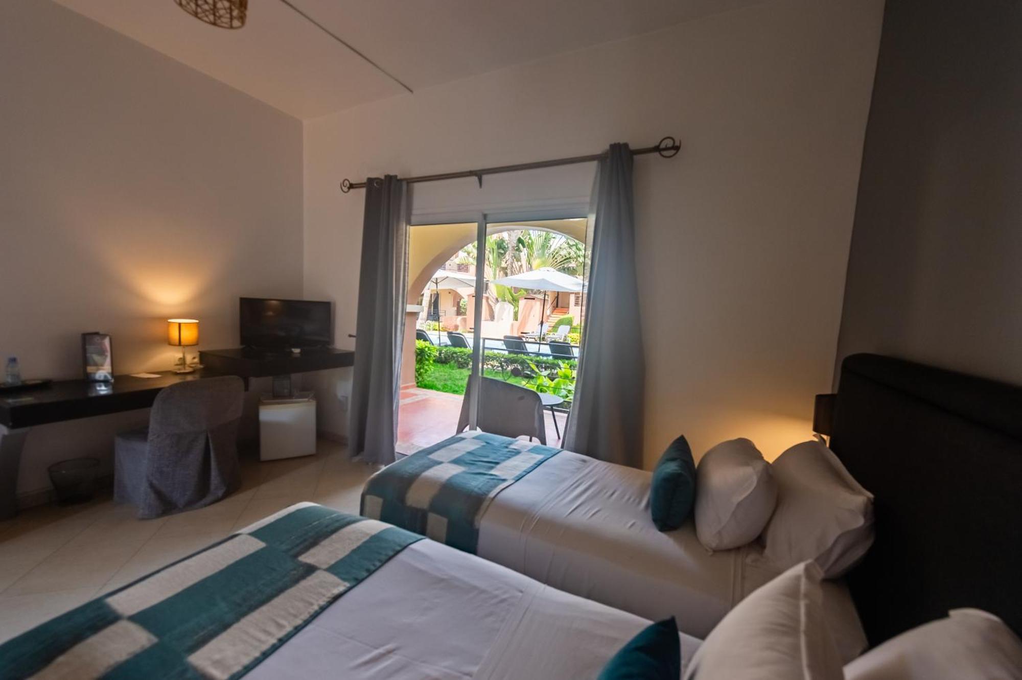 Airport Hotel Casino Du Cap-Vert Dakar Esterno foto